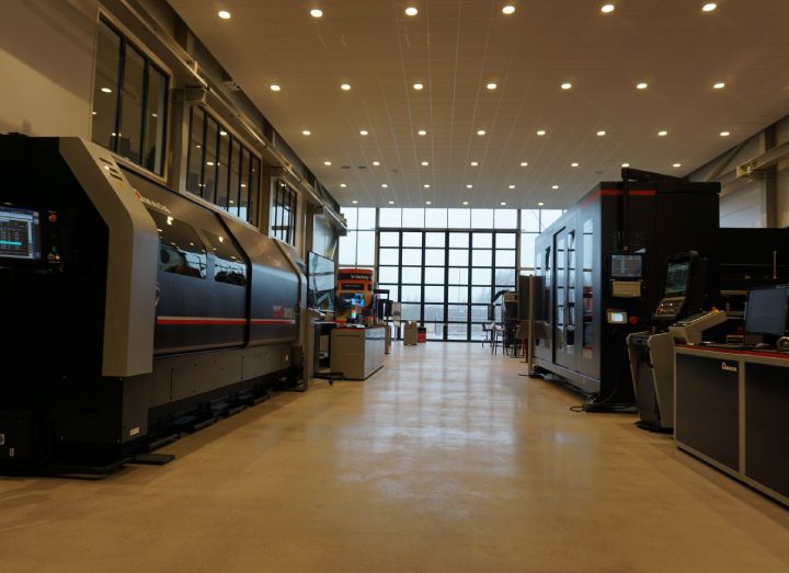 Amada Metalworking drivs av ELGi EG- och EQ-seriens kompressorer