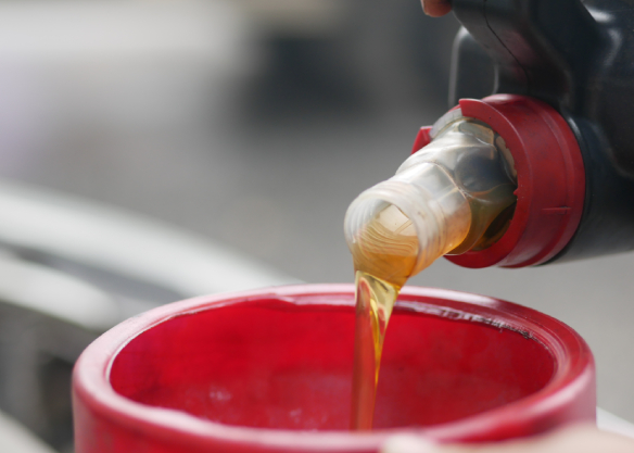 How to choose the right oil for your industrial air compressor